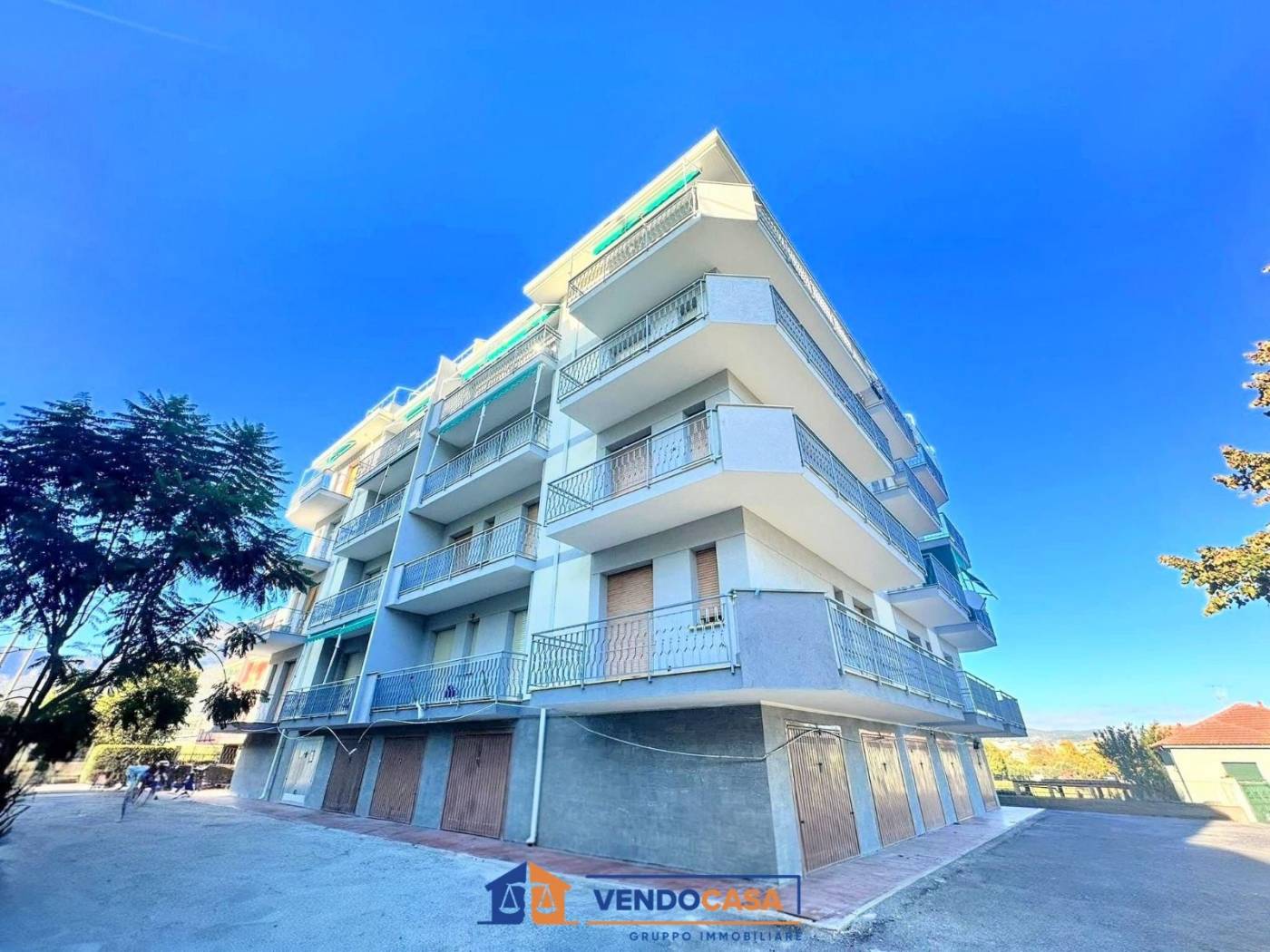 Borghetto Santo Spirito